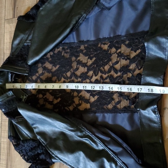 Streetwear Society Black Vegan Leather Lace Zipper Goth Rocker Cropped J… - Picture 15 of 15